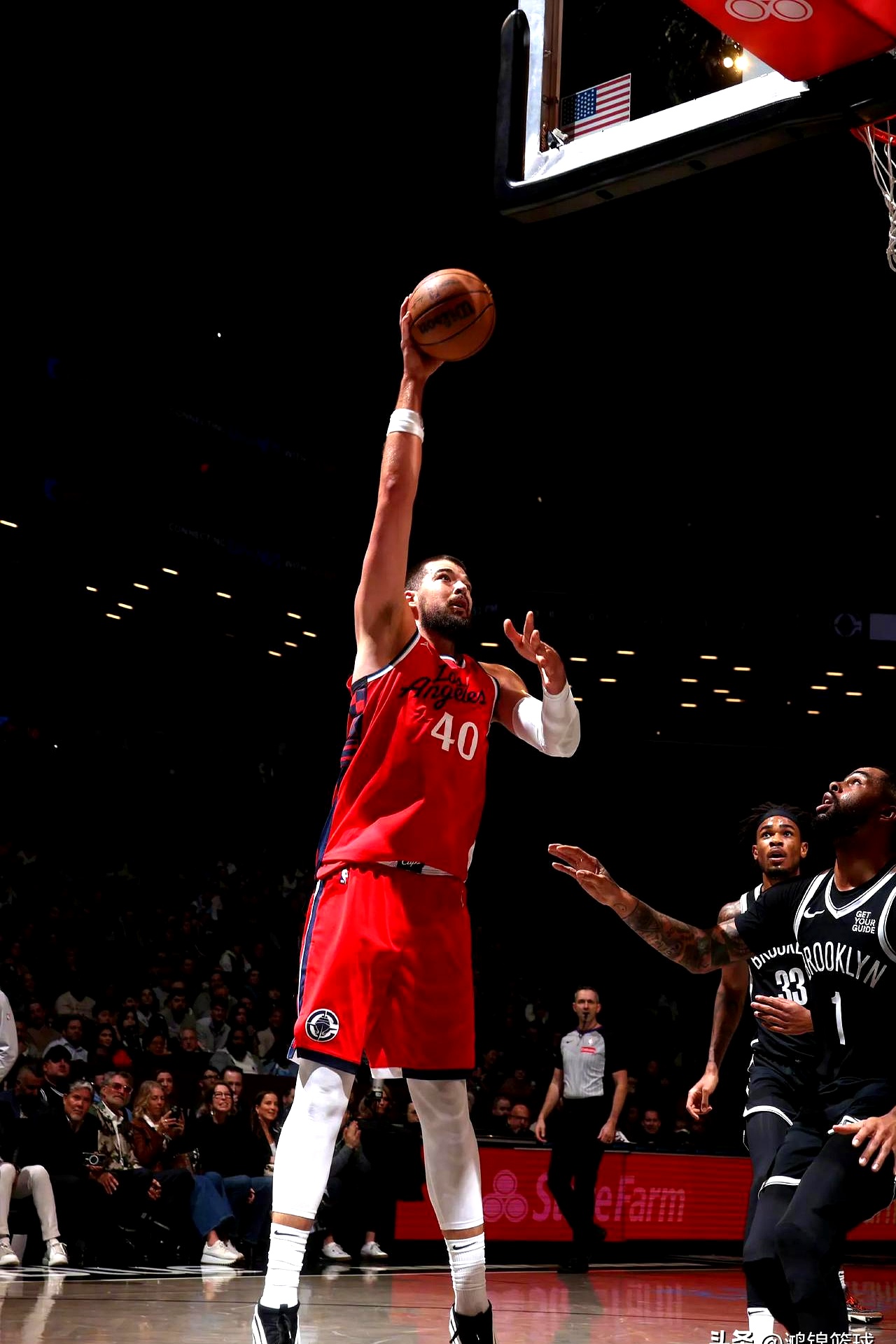 纽卡斯尔训练开放日，今晨战术微调引欢呼，NBA总决赛在即，年轻球员得到机会的简单介绍