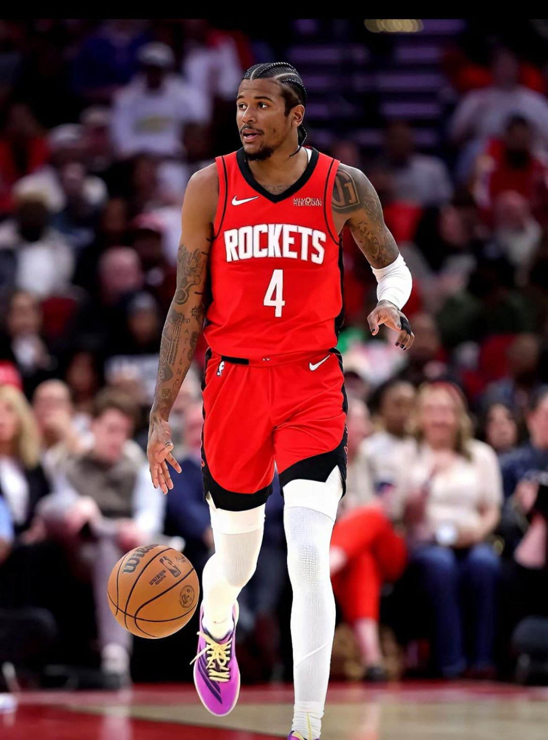 包含清晨NBA常规赛传出新动向，多伦多猛龙回应争议，管理层表态：话题不断，细节决定成败的词条