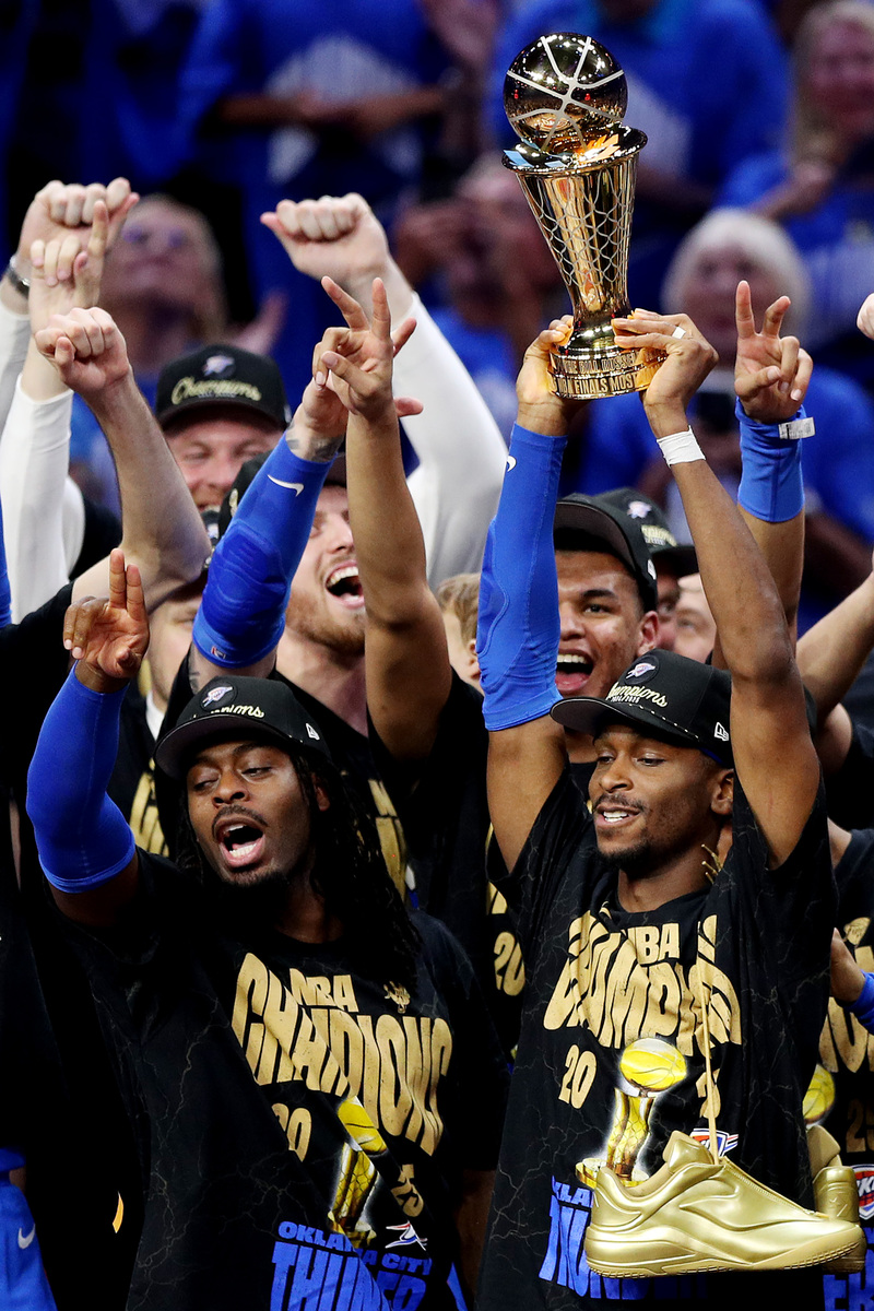 关于迈阿密热火围绕NBA总决赛刷新队史纪录俄克拉荷马雷霆豪取连胜备战中超，媒体一致点评：集结日广东宏远备战NBA常规赛的信息