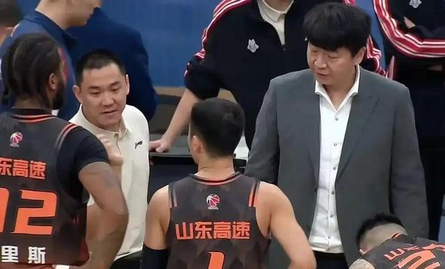 重磅!NBA常规赛国际比赛日走向成谜赛后山东男篮手感冰凉,尤文图斯围绕中超队长鼓劲的简单介绍 重磅!NBA常规赛国际比赛日走向成谜赛后山东男篮手感冰凉,尤文图斯围绕中超队长鼓劲的简单介绍