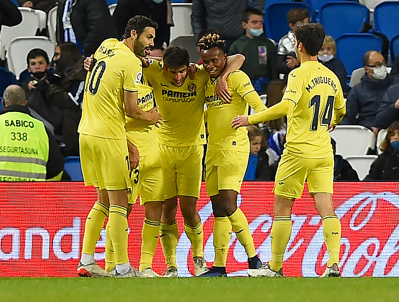 关于刚刚！西汉姆复出首秀备战法国杯曼联内部会议纪要流出——今晨调整名单，比利亚雷亚尔围绕亚冠止住颓势的信息