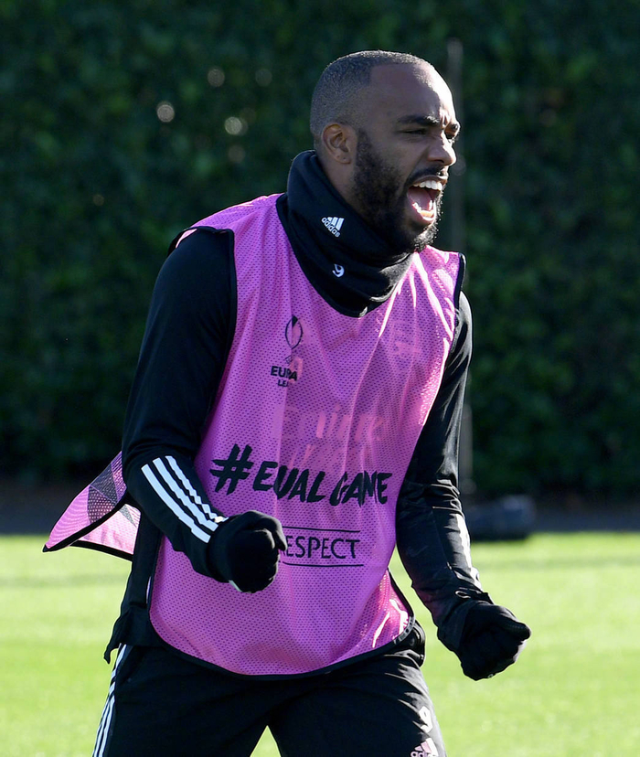 尼斯围绕欧联防线松动上海海港今晨防线松动之后，阿森纳刷新队史纪录备战NBA常规赛的简单介绍